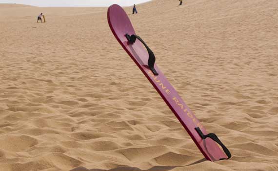 Sandboarding Dubai Safari